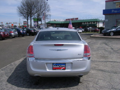2012 Chrysler 300  Limited