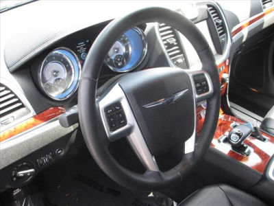 2012 Chrysler 300  Limited