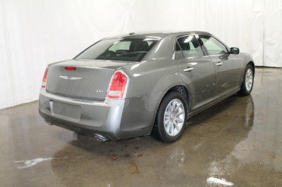 2012 Chrysler 300 Limited