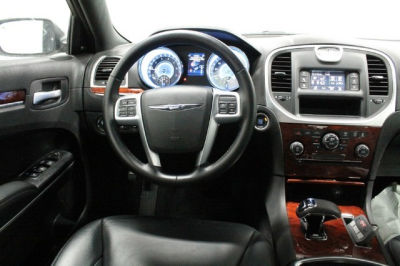 2012 Chrysler 300 Limited