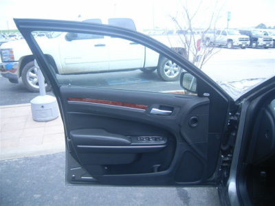 2012 Chrysler 300  Limited