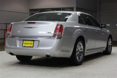 2012 Chrysler 300  300C