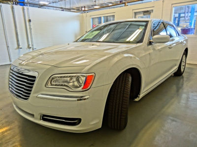 2013 Chrysler 300 Base