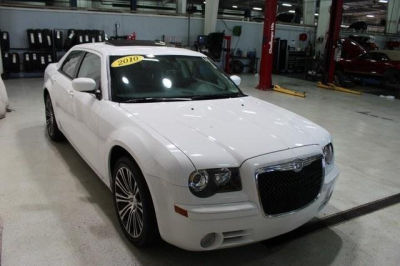 2010 Chrysler 300  300S V6