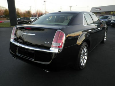 2012 Chrysler 300  Limited