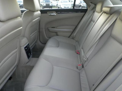 2012 Chrysler 300  Limited
