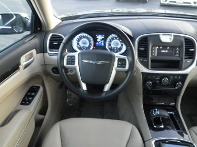 2012 Chrysler 300  Limited