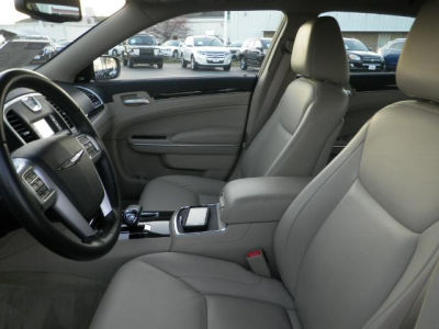 2012 Chrysler 300  Limited