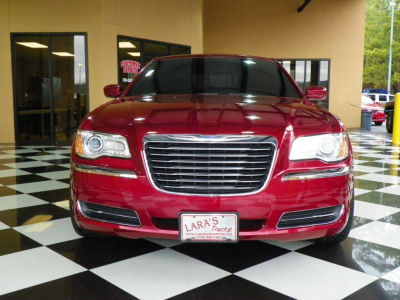 2011 Chrysler 300