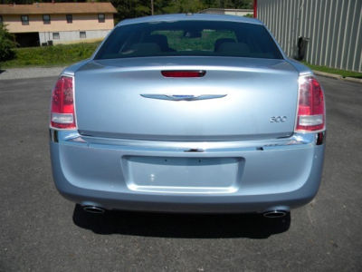 2012 Chrysler 300 Base