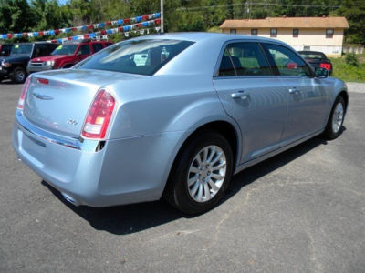 2012 Chrysler 300 Base