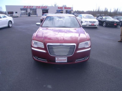 2012 Chrysler 300 Limited
