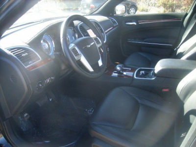 2012 Chrysler 300 Limited