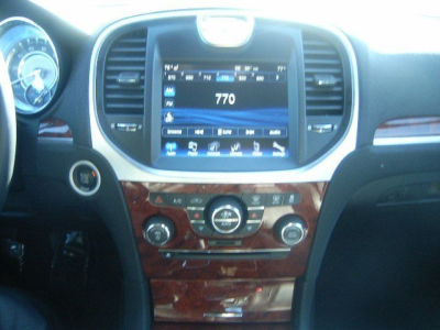 2012 Chrysler 300 Limited