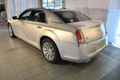 2011 Chrysler 300 Limited