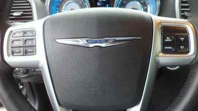 2012 Chrysler 300  Limited