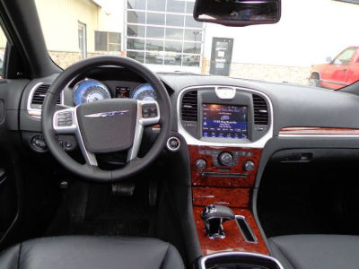 2012 Chrysler 300  Limited