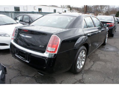 2012 Chrysler 300 Limited