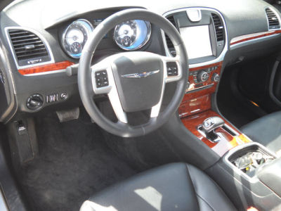 2012 Chrysler 300  Limited
