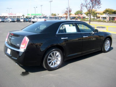 2012 Chrysler 300 Limited