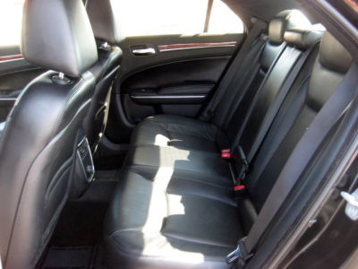 2012 Chrysler 300 Limited