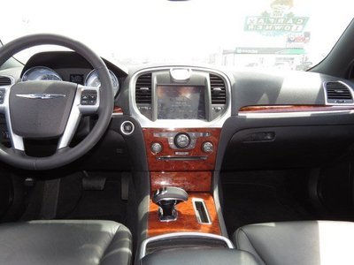 2013 Chrysler 300  Base