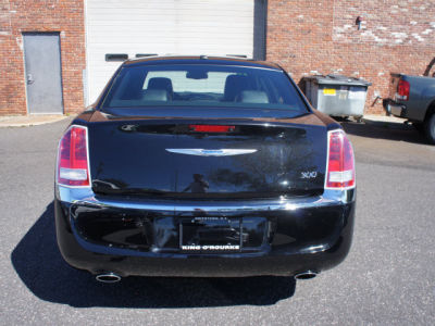 2011 Chrysler 300 Limited