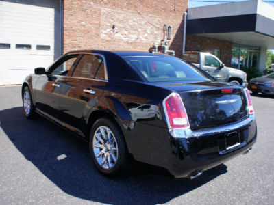 2011 Chrysler 300 Limited