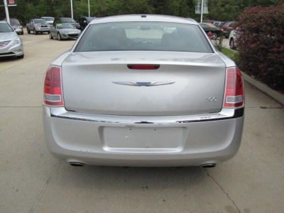 2012 Chrysler 300 Limited