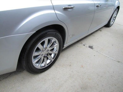 2012 Chrysler 300 Limited