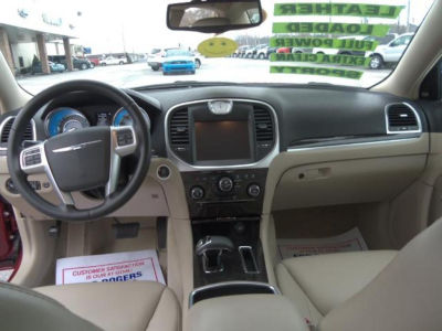 2012 Chrysler 300 Limited