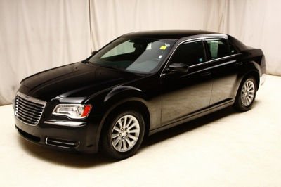 2013 Chrysler 300  Base