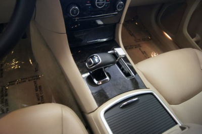 2012 Chrysler 300  Limited