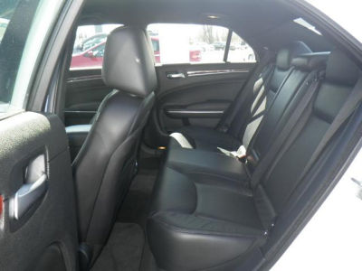 2012 Chrysler 300 Limited