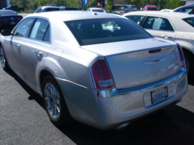 2012 Chrysler 300 Limited
