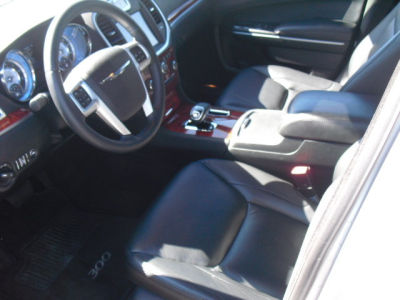 2012 Chrysler 300 Limited