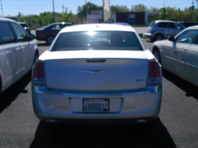 2012 Chrysler 300 Limited