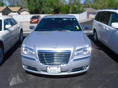 2012 Chrysler 300 Limited
