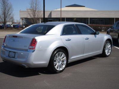 2011 Chrysler 300 Limited