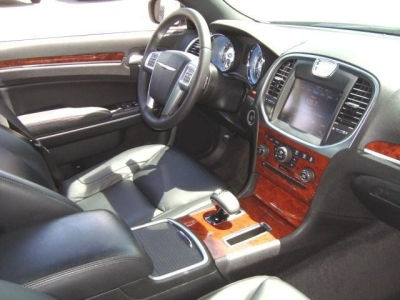 2012 Chrysler 300 Limited