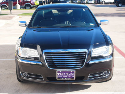 2012 Chrysler 300  Limited