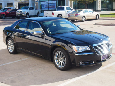 2012 Chrysler 300  Limited