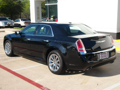2012 Chrysler 300  Limited