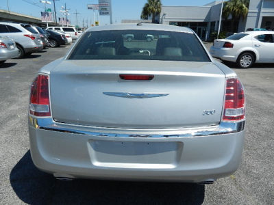 2012 Chrysler 300  Limited