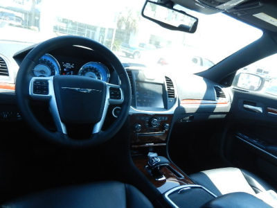 2012 Chrysler 300  Limited