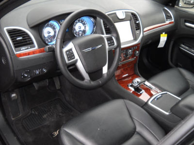 2012 Chrysler 300  Limited