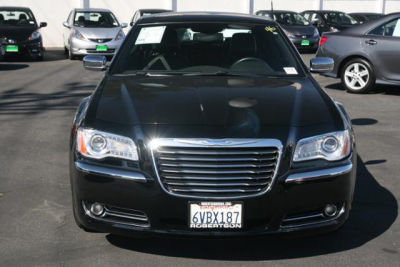 2012 Chrysler 300  Limited