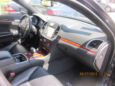 2012 Chrysler 300  Limited