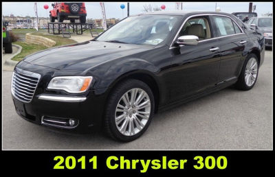 2011 Chrysler 300  Limited