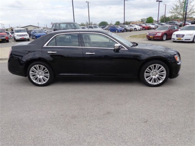 2011 Chrysler 300  Limited
